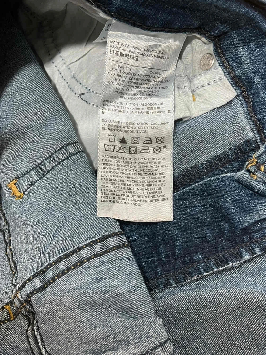 Short Levi’s Modern Capri W32 Femme  Bleu délavé Slv016 – photo 11
